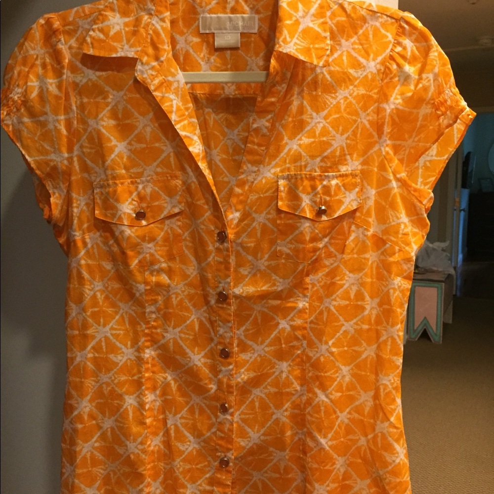 Cute blouse